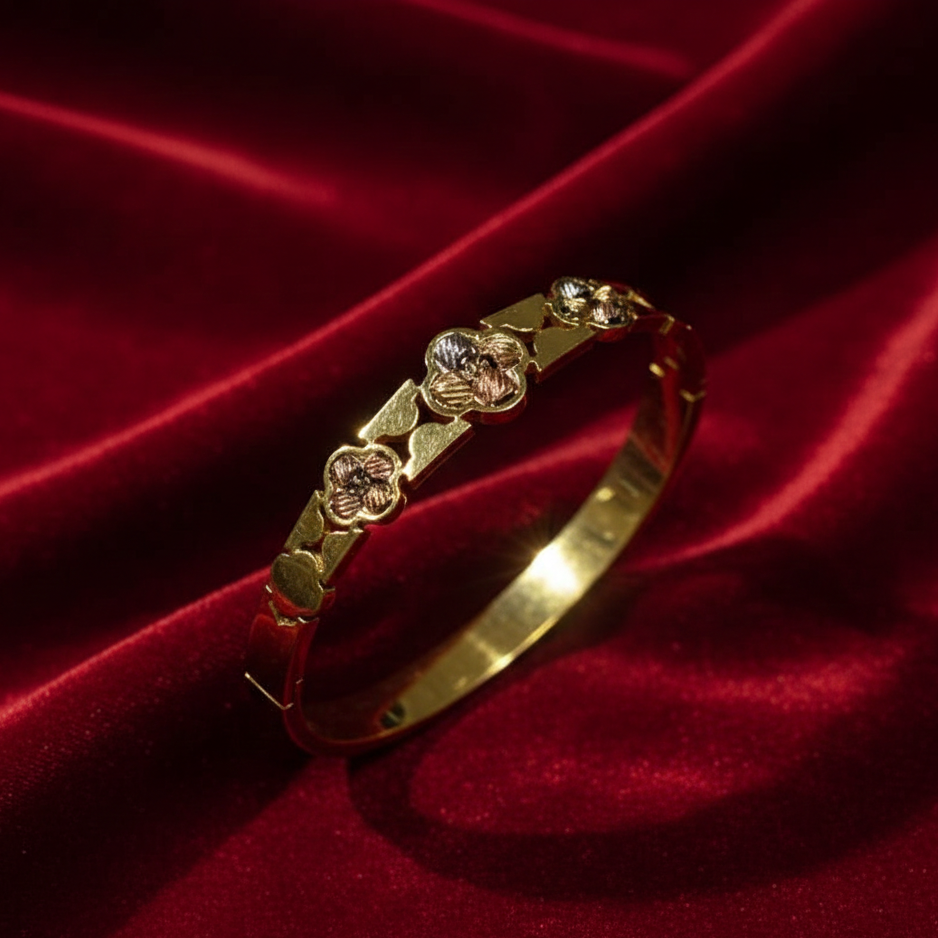 Serpentine Emerald-Eye Bangle – Anti-Tarnish Gold Stainless Steel