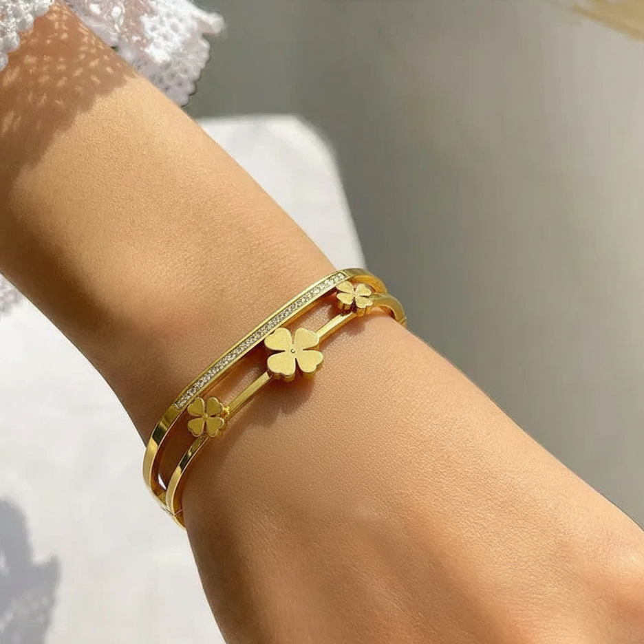 سوار رومان راديانس بافيه – سوار مربع ثلاثي الحلقات من الذهب عيار 18 قيراطًا مقاوم للتشوه