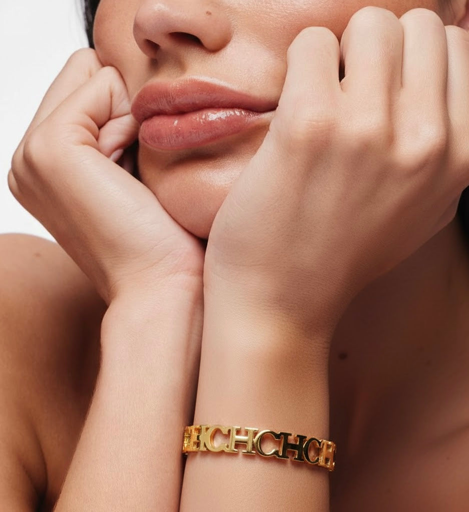 سوار مونوجرام لوكس سيجنتشر المقاوم للتشوه