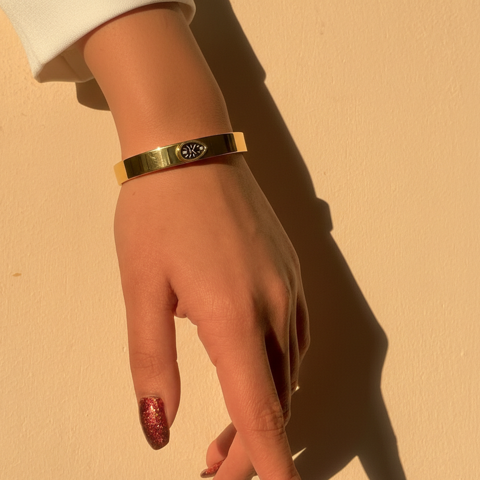 Elysian Watch-Face Bangle – Anti-Tarnish 18K Gold Stainless Steel