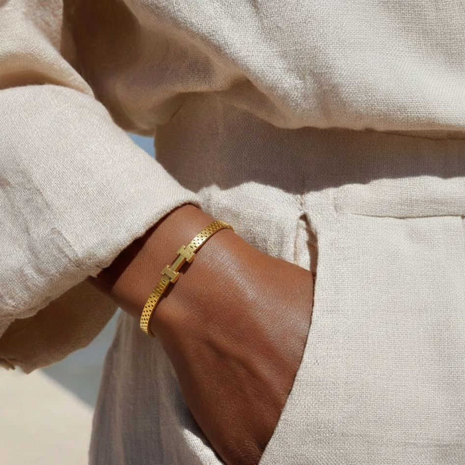 سوار بريزم مضفر - ستانلس ستيل ذهبي مقاوم للتشوه