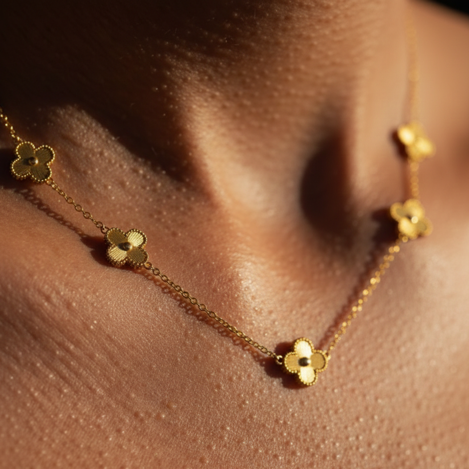 Solstice Clover Medallion – High-Polish 18K Gold Plated Stainless Steel