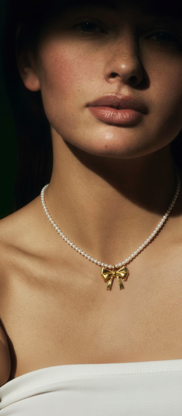 Colette Pearl Bow Necklace – 18K Gold Plated Stainless Steel & White Pearl